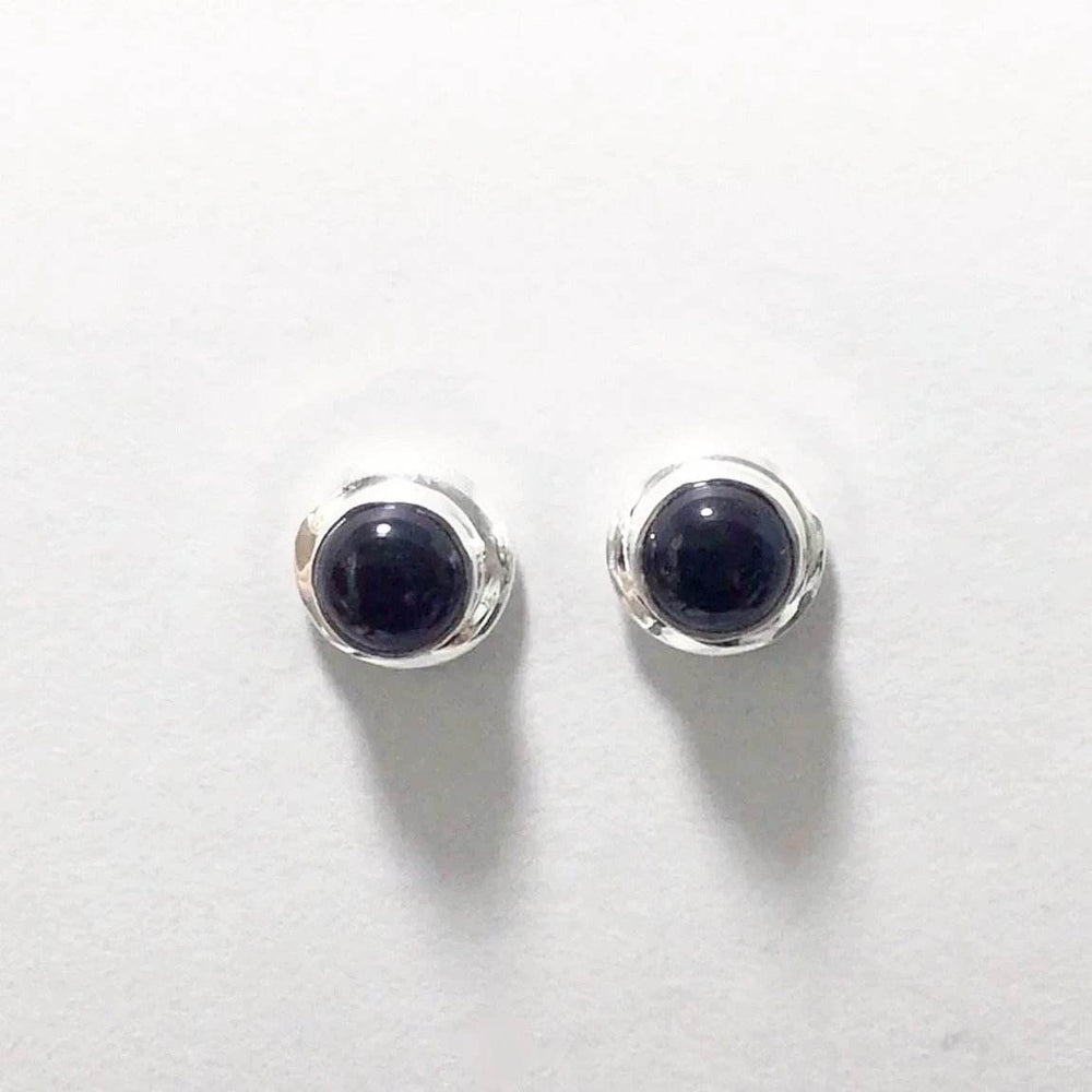 Black Onyx Stud Earrings - Rocks and Gems Canada