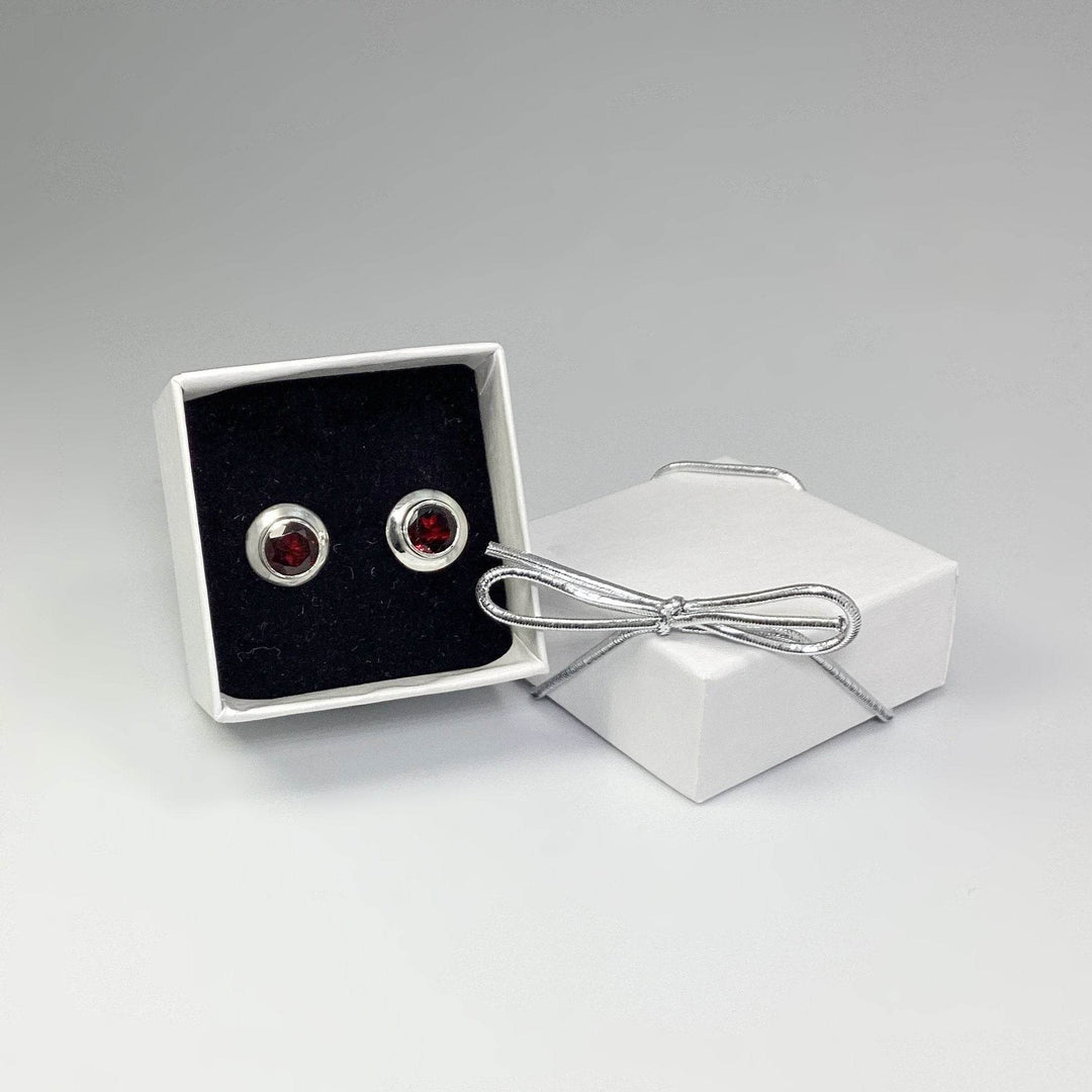 Garnet Stud Earrings - Rocks and Gems Canada