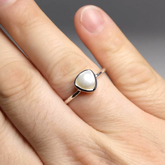 Freshwater Pearl Ring - Rocks and Gems Canada