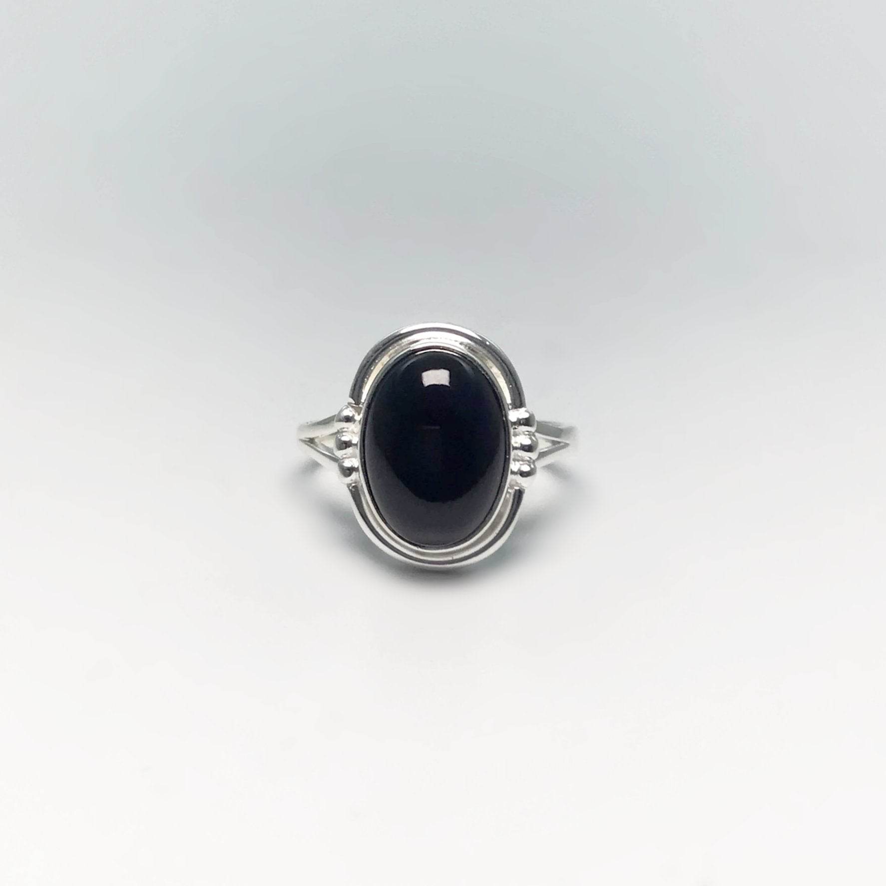 Black Onyx Ring - Rocks and Gems Canada