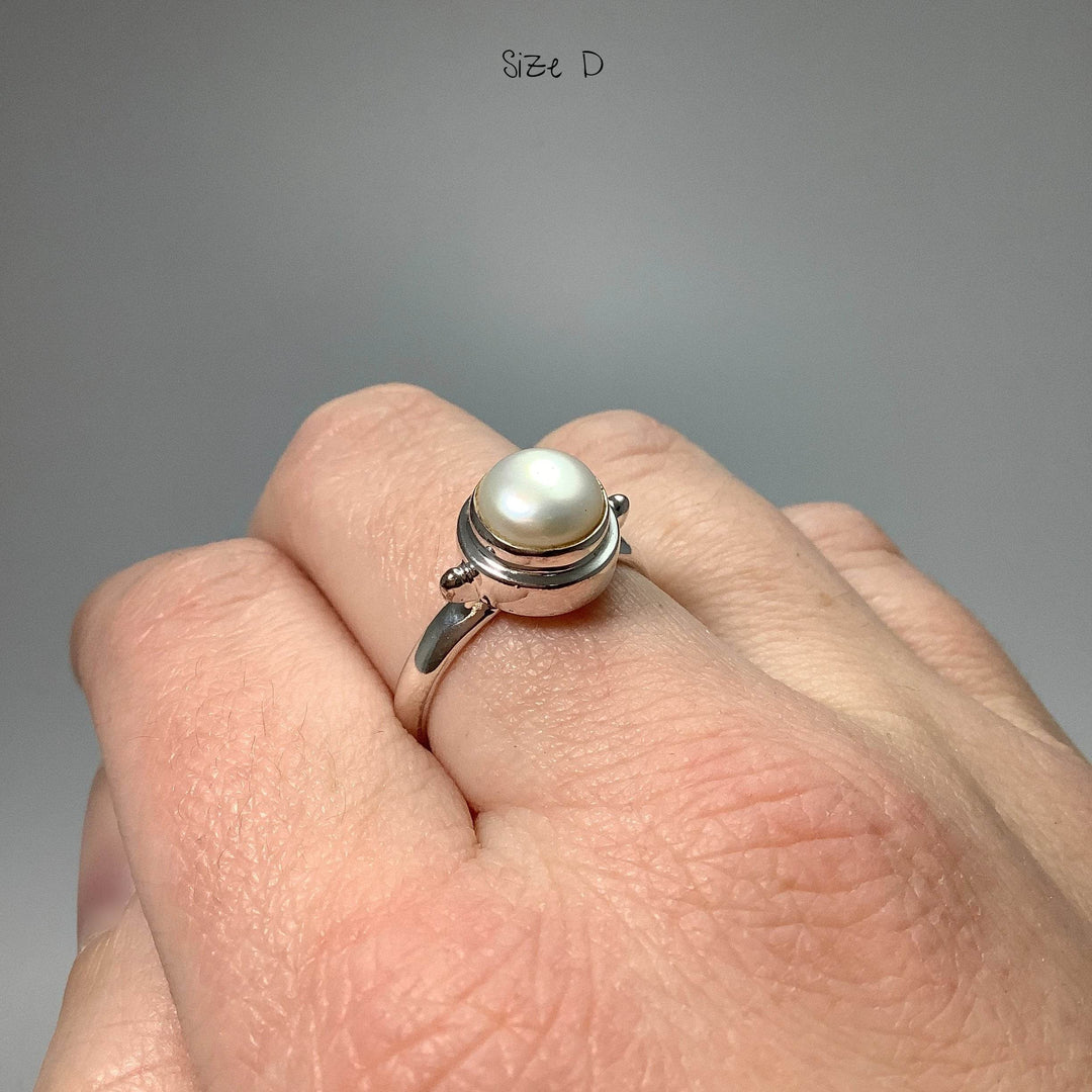 Freshwater Pearl Ring - Rocks and Gems Canada