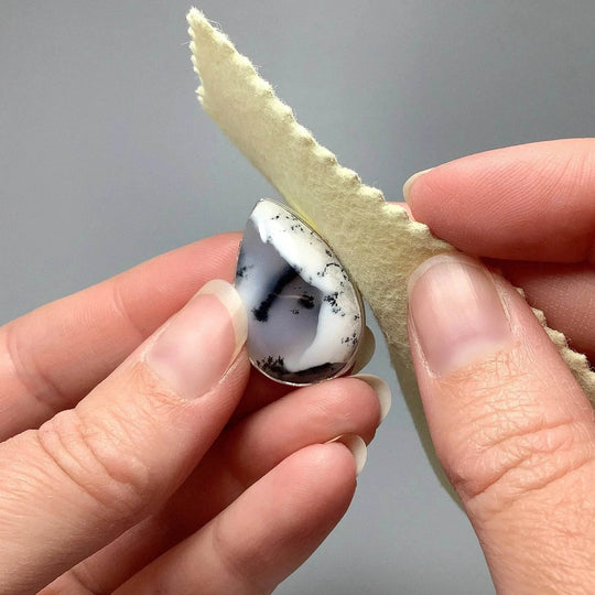 Silver Polishing Cloth - Rocks and Gems Original - Rocks and Gems Canada