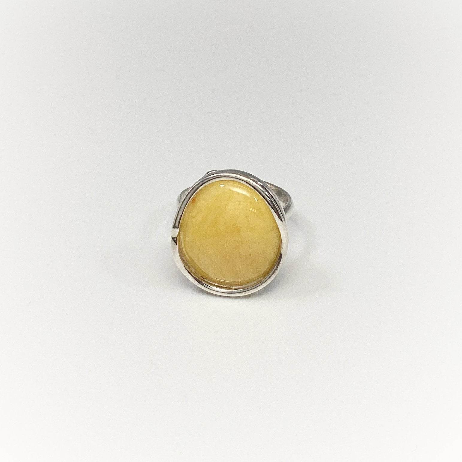 Butterscotch Amber Ring - Rocks and Gems Canada