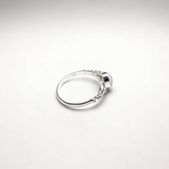 Freshwater Pearl Ring - Rocks and Gems Canada