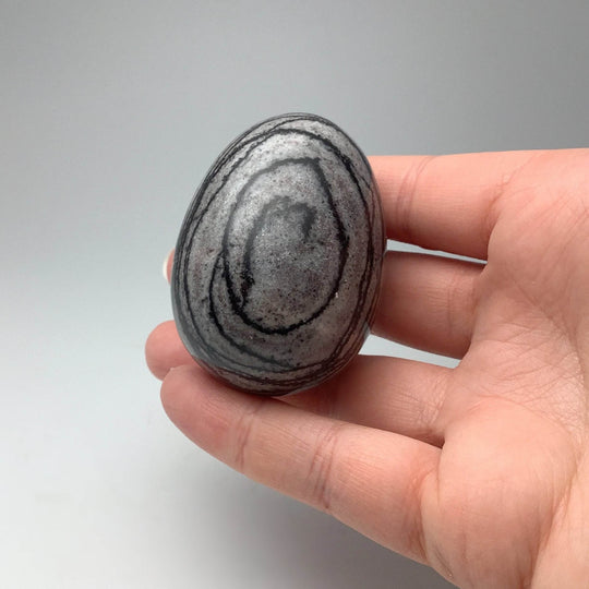 Web Jasper Egg - Rocks and Gems Canada