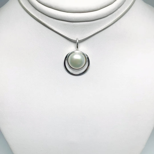 Pearl Pendant - Rocks and Gems Canada
