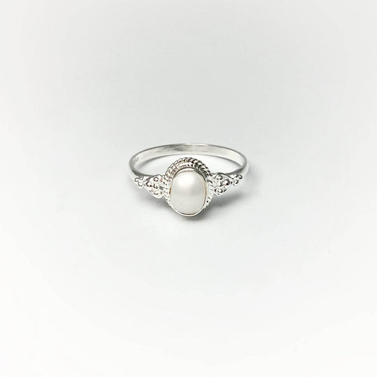 Freshwater Pearl Ring - Rocks and Gems Canada