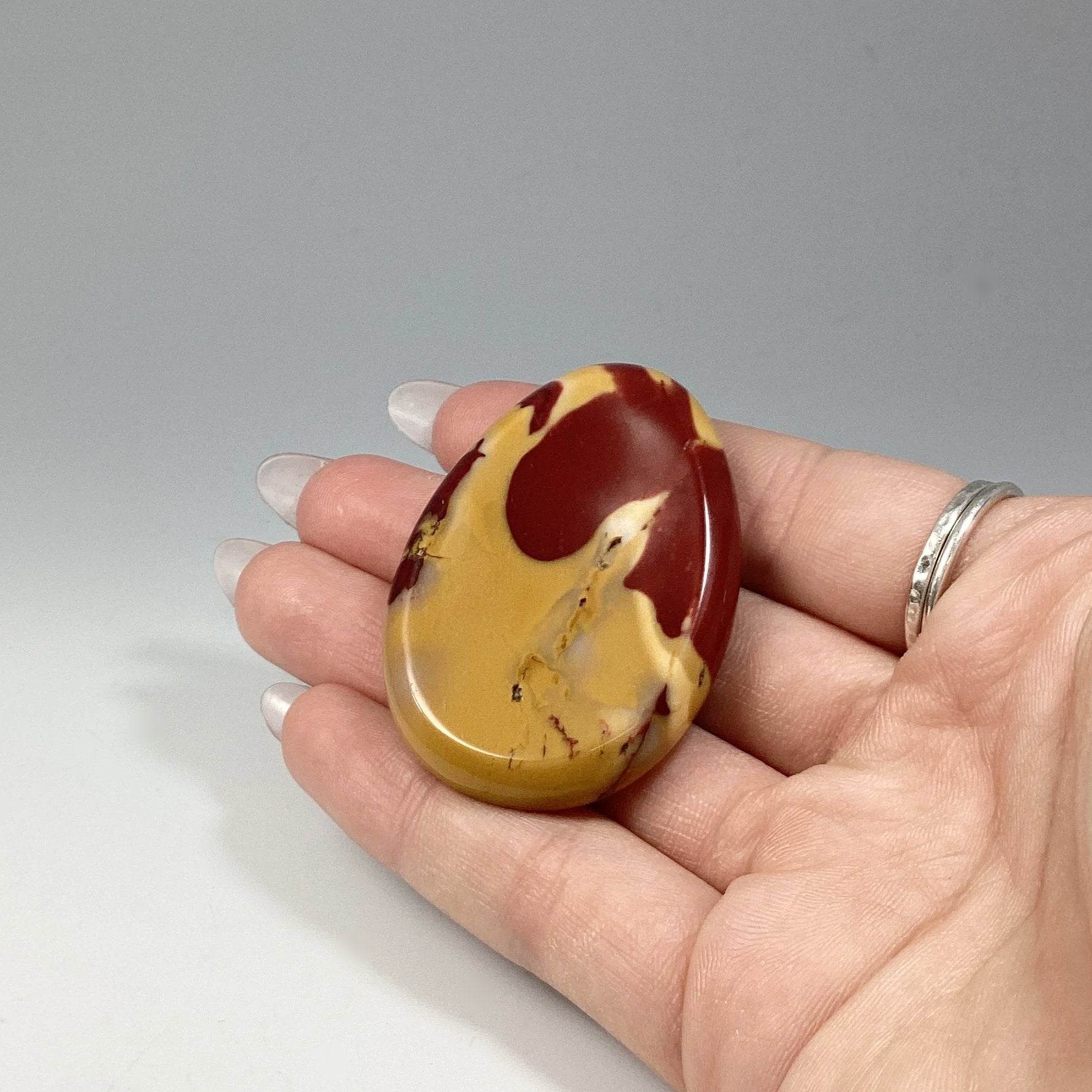 Worry Stone - Mookaite - Rocks and Gems Canada