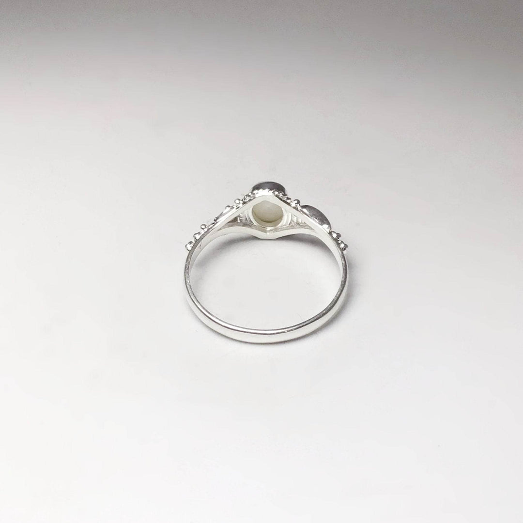 Freshwater Pearl Ring - Rocks and Gems Canada