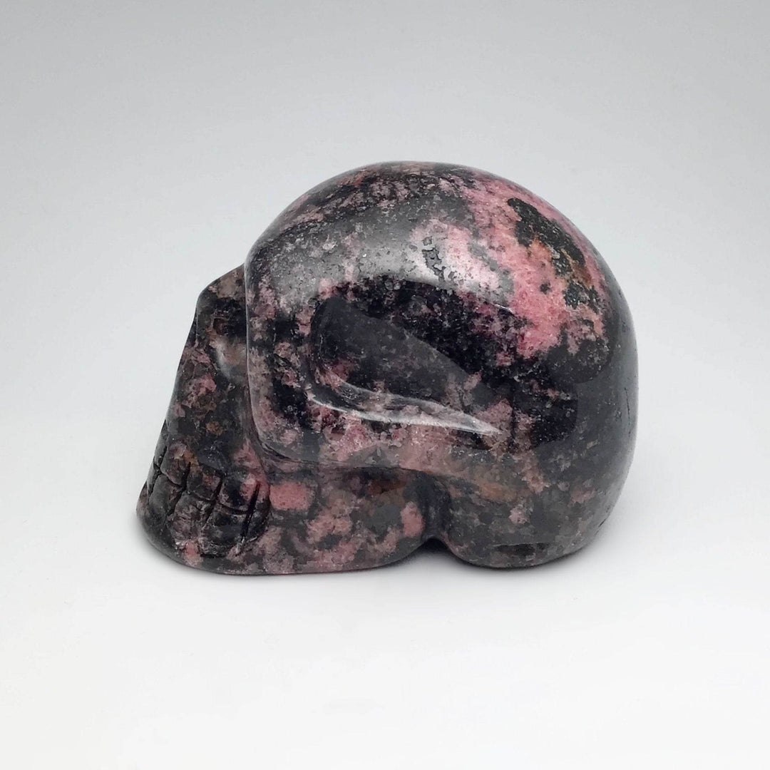 Carved Rhodonite Skull - Rocks and Gems Canada