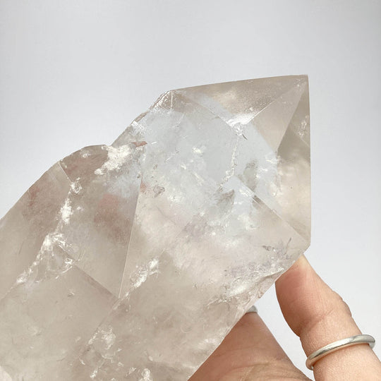 Rough Quartz Point - Rocks and Gems Canada