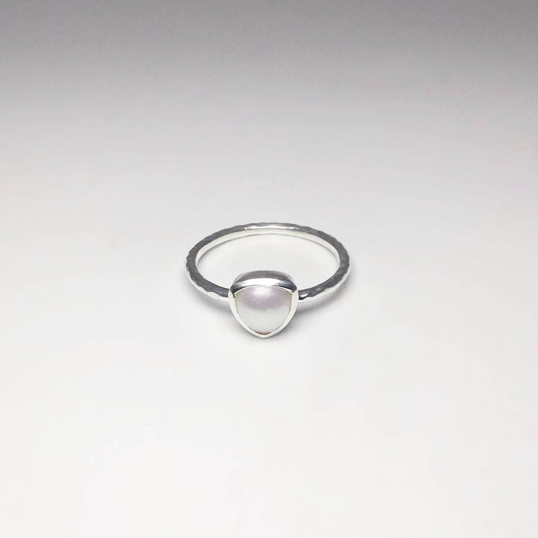 Freshwater Pearl Ring - Rocks and Gems Canada