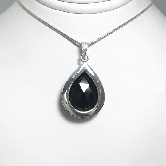 Black Onyx Pendant - Rocks and Gems Canada