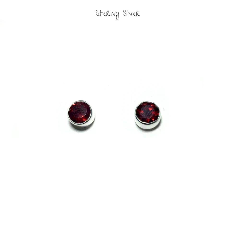 Garnet Stud Earrings - Rocks and Gems Canada