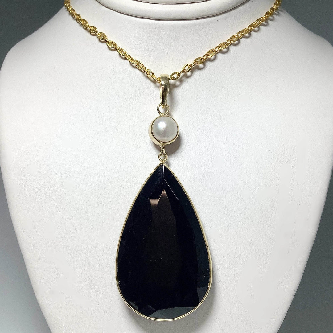 Faceted Black Onyx and Pearl Pendant - Rocks and Gems Canada