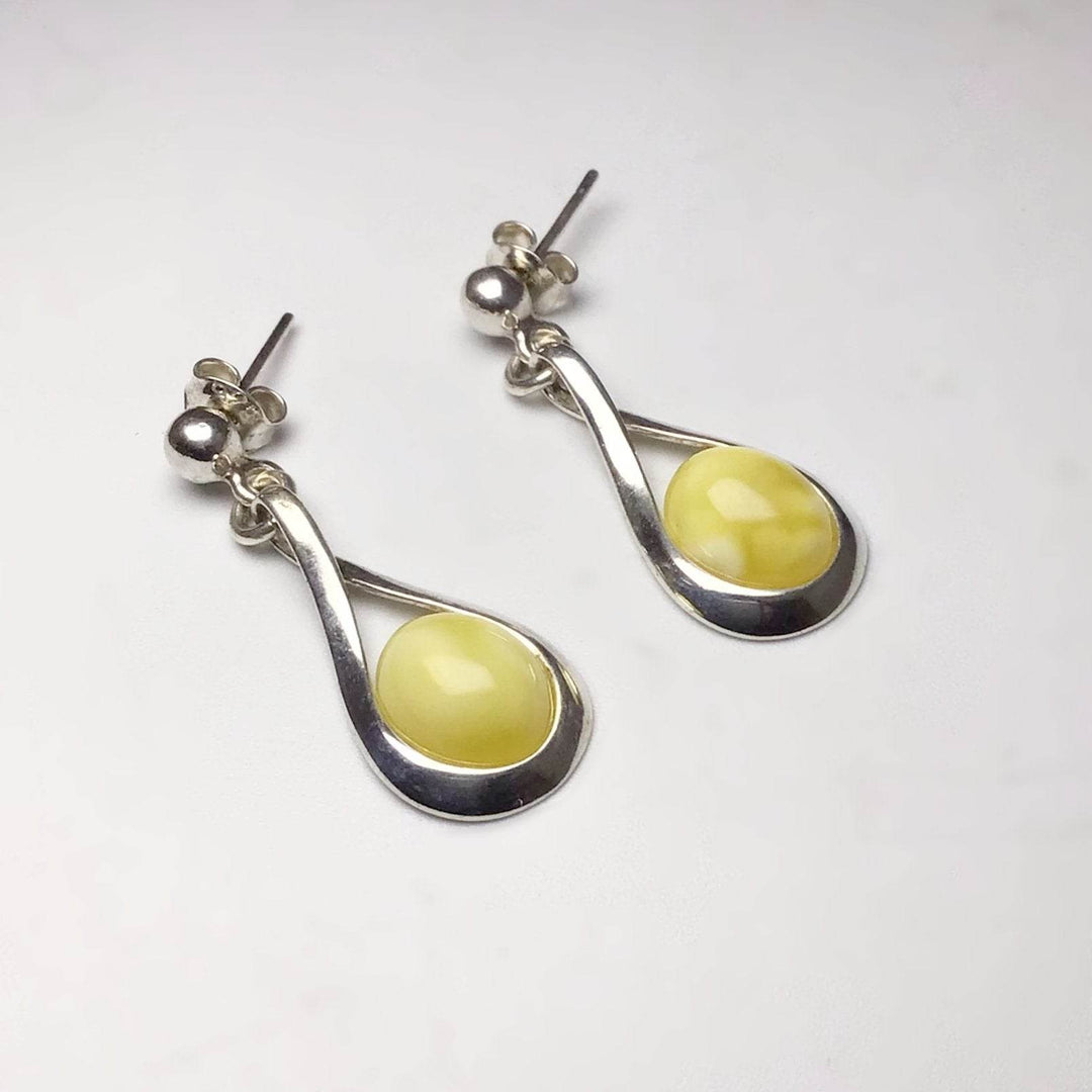 Butterscotch Amber Stud Earrings - Rocks and Gems Canada