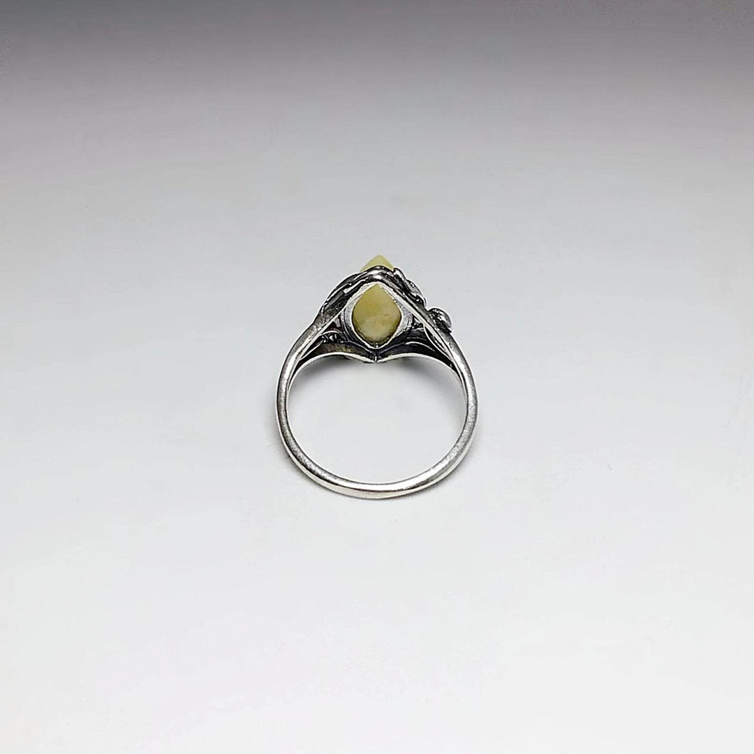 Butterscotch Amber Ring - Rocks and Gems Canada