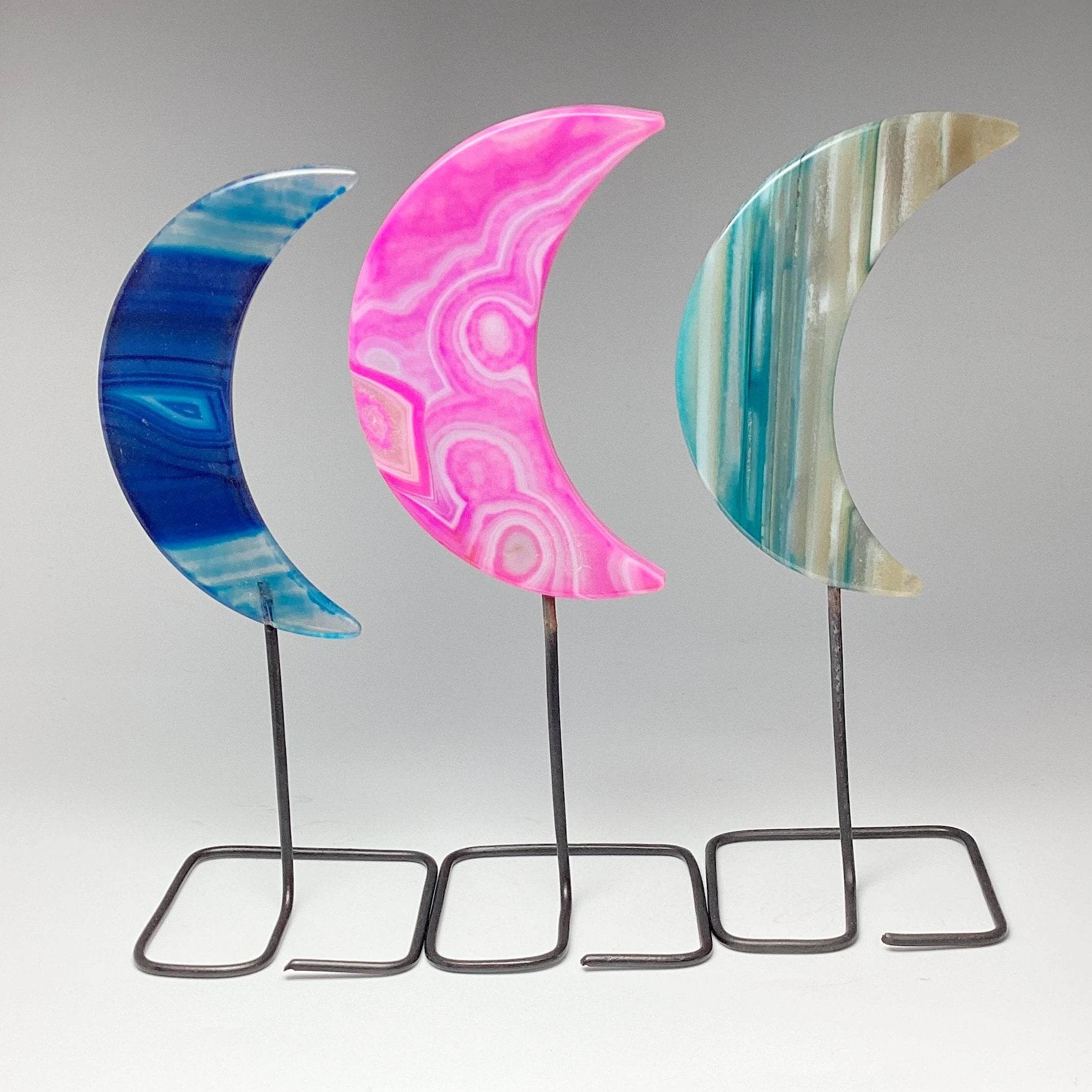 Agate Moon on Stand - Rocks and Gems Canada