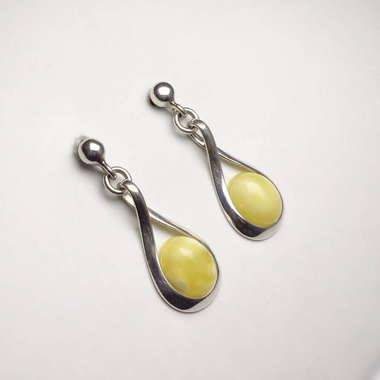 Butterscotch Amber Stud Earrings - Rocks and Gems Canada