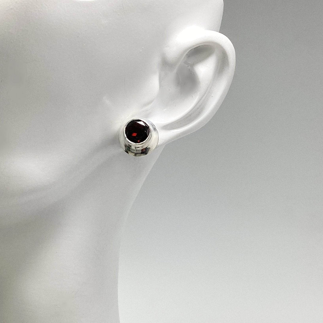Garnet Stud Earrings - Rocks and Gems Canada