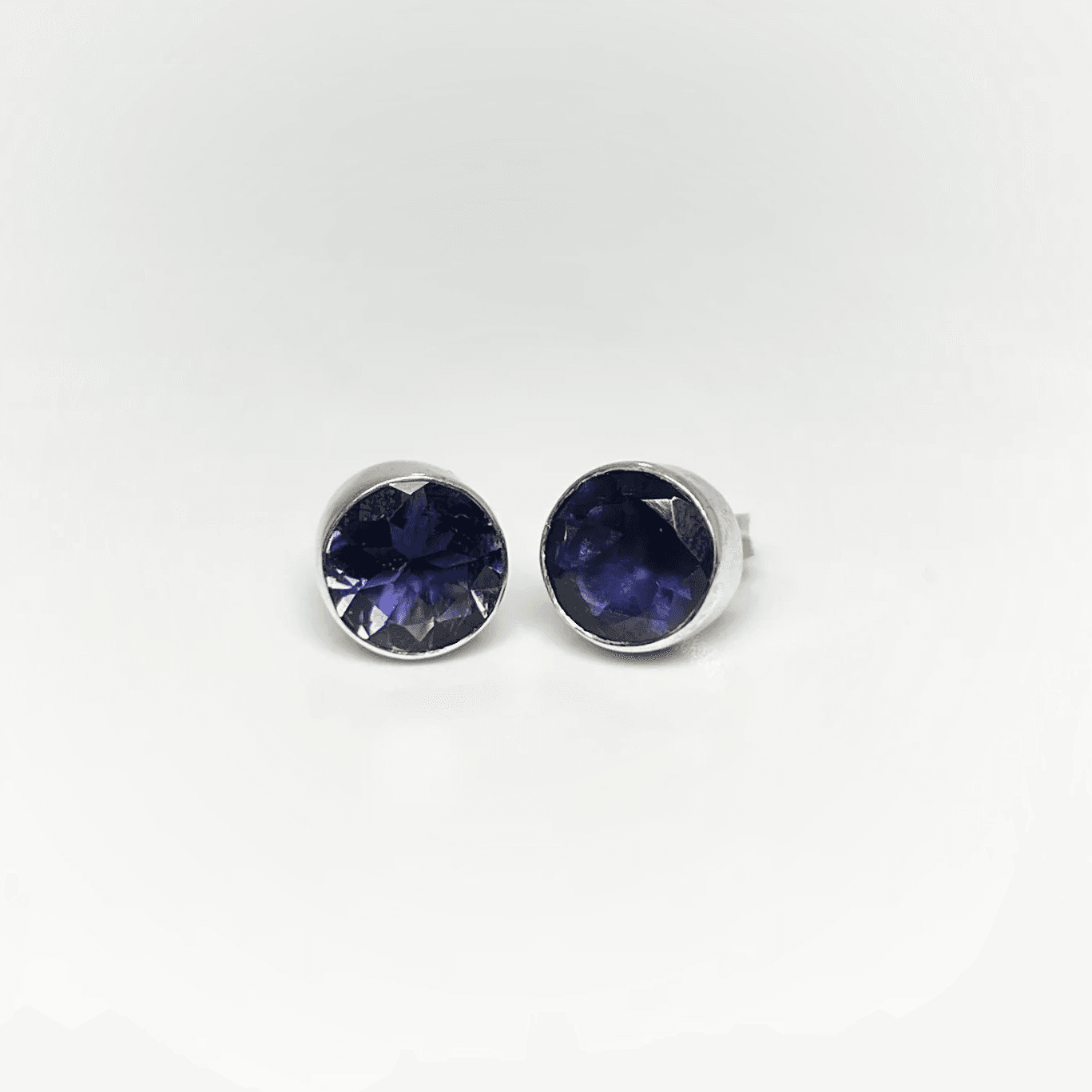 Iolite - Rocks and Gems Canada