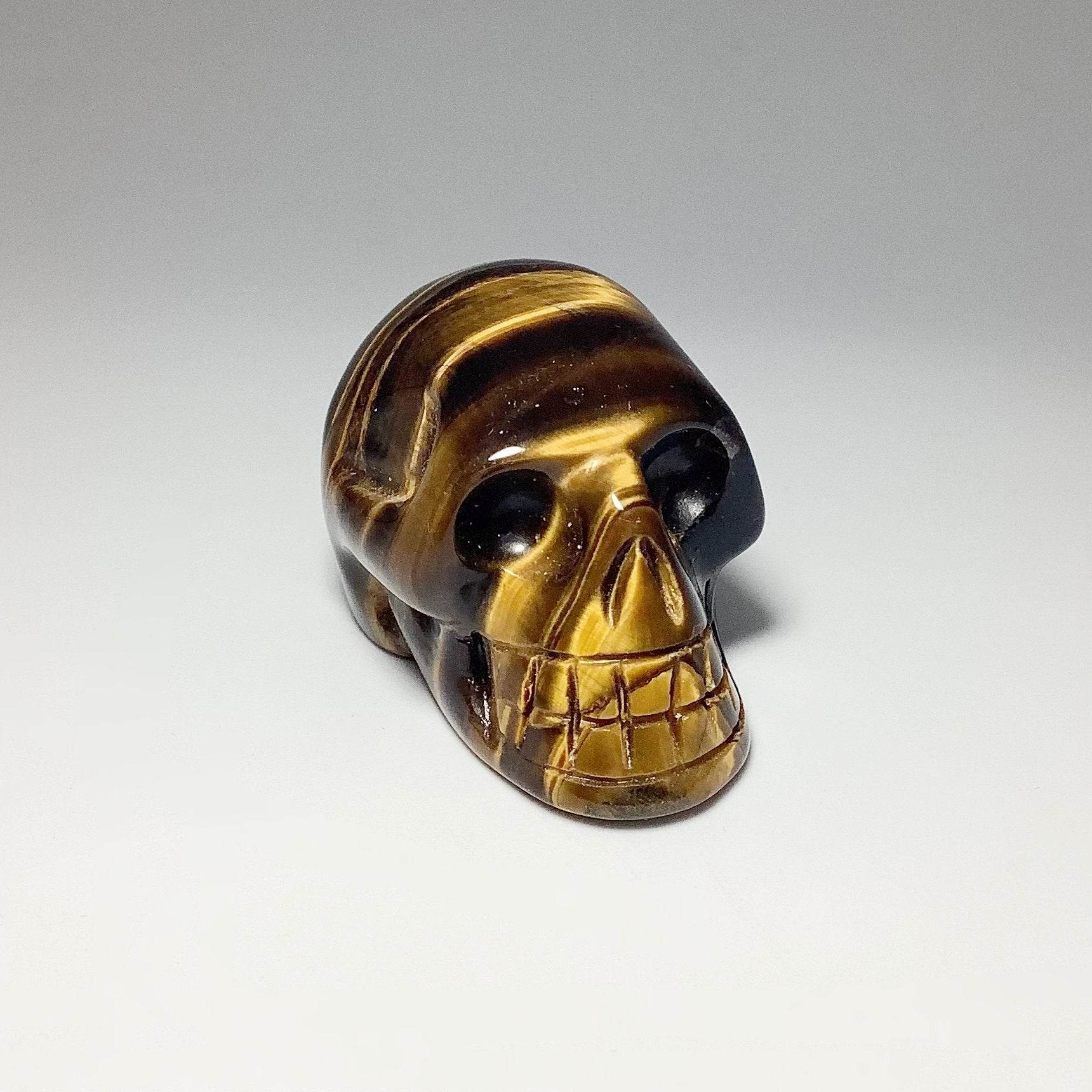 Crystal Skull Carvings - Rocks and Gems Canada