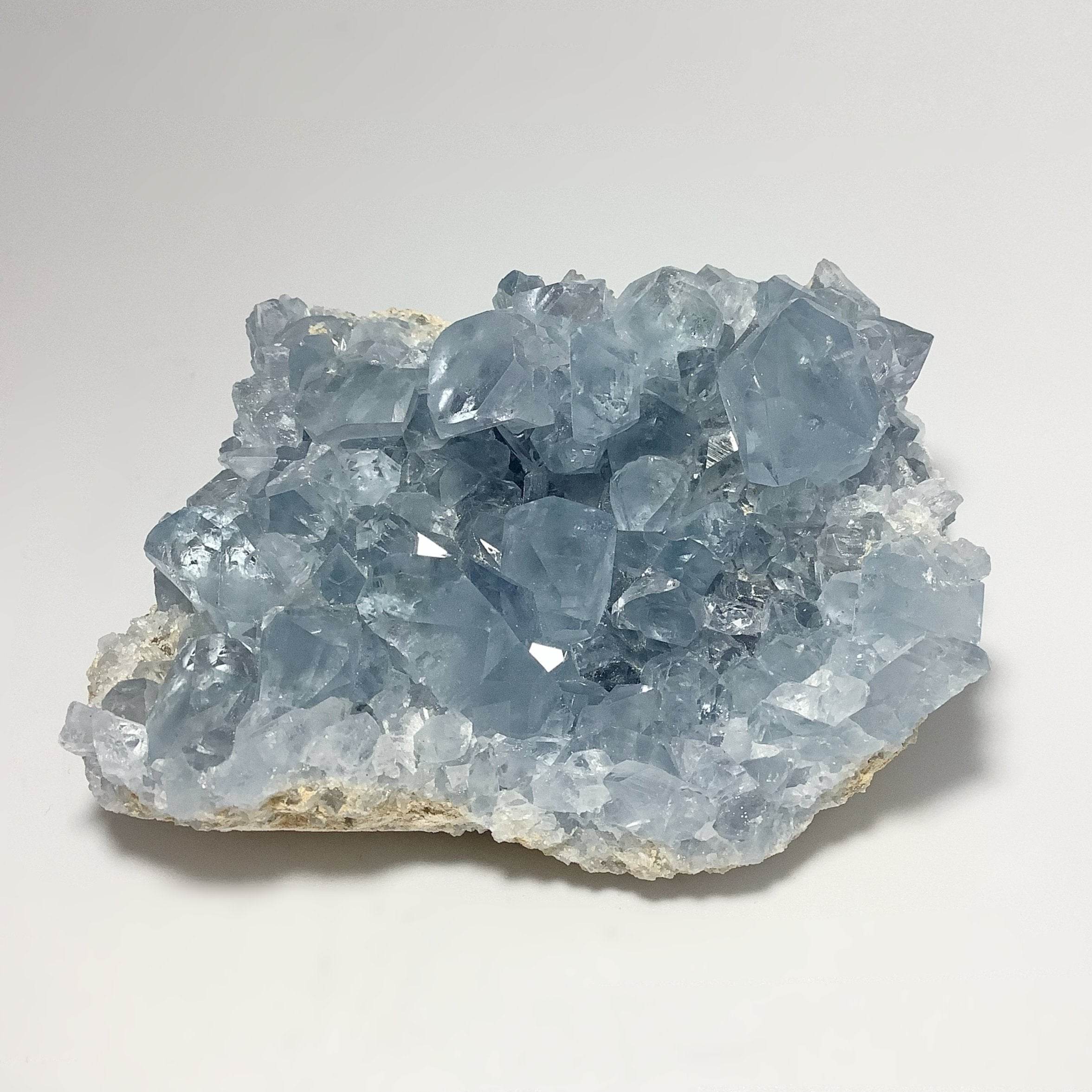 Throat Chakra - Rocks and Gems Canada