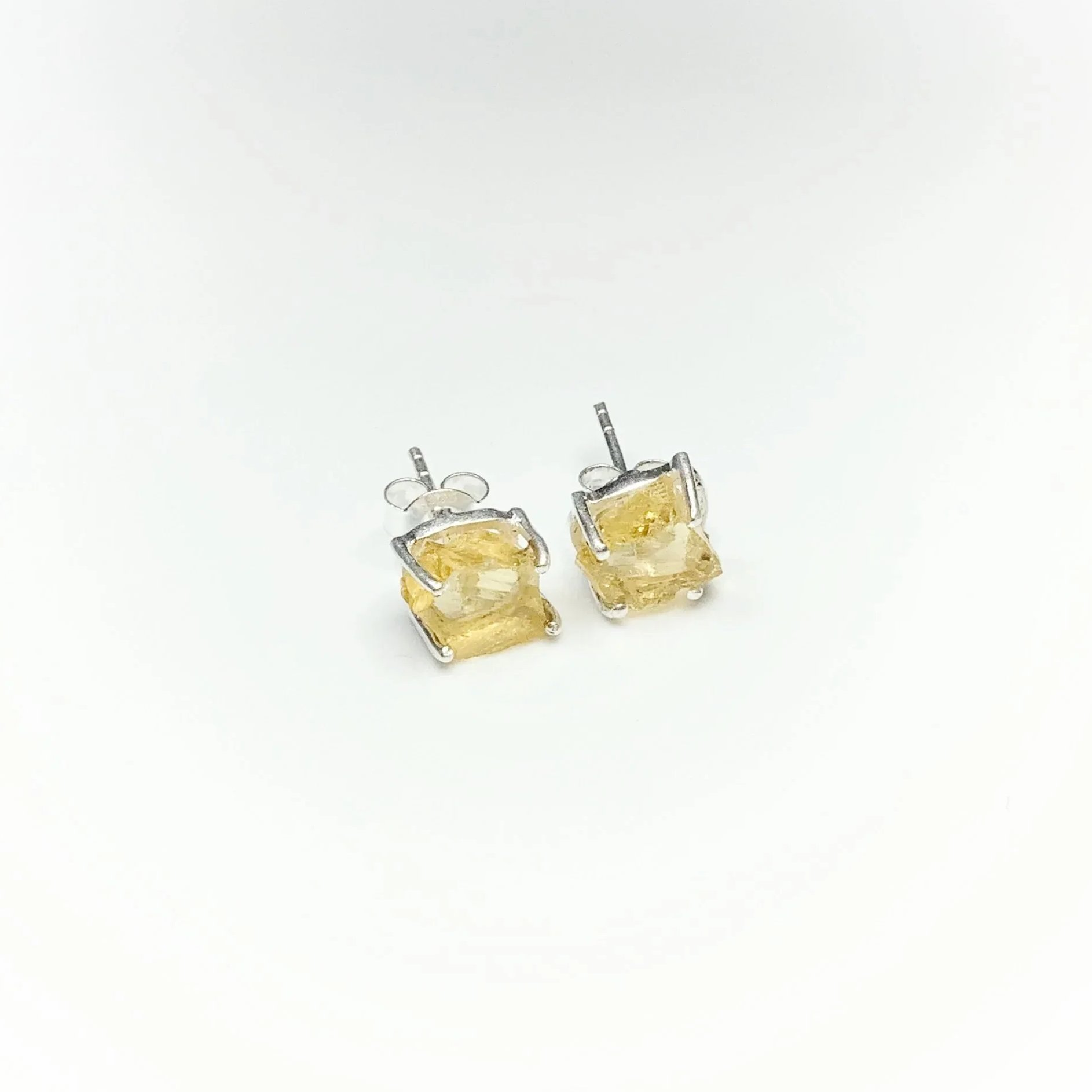 November Birthstones