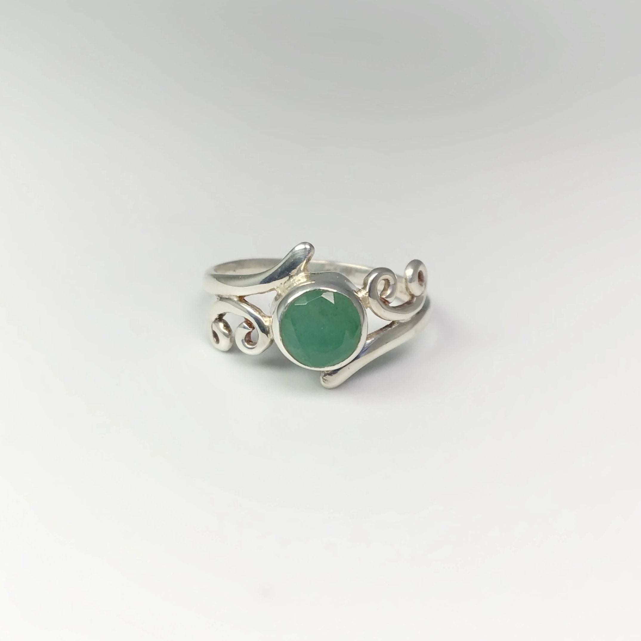 May Birthstones - Rocks and Gems Canada