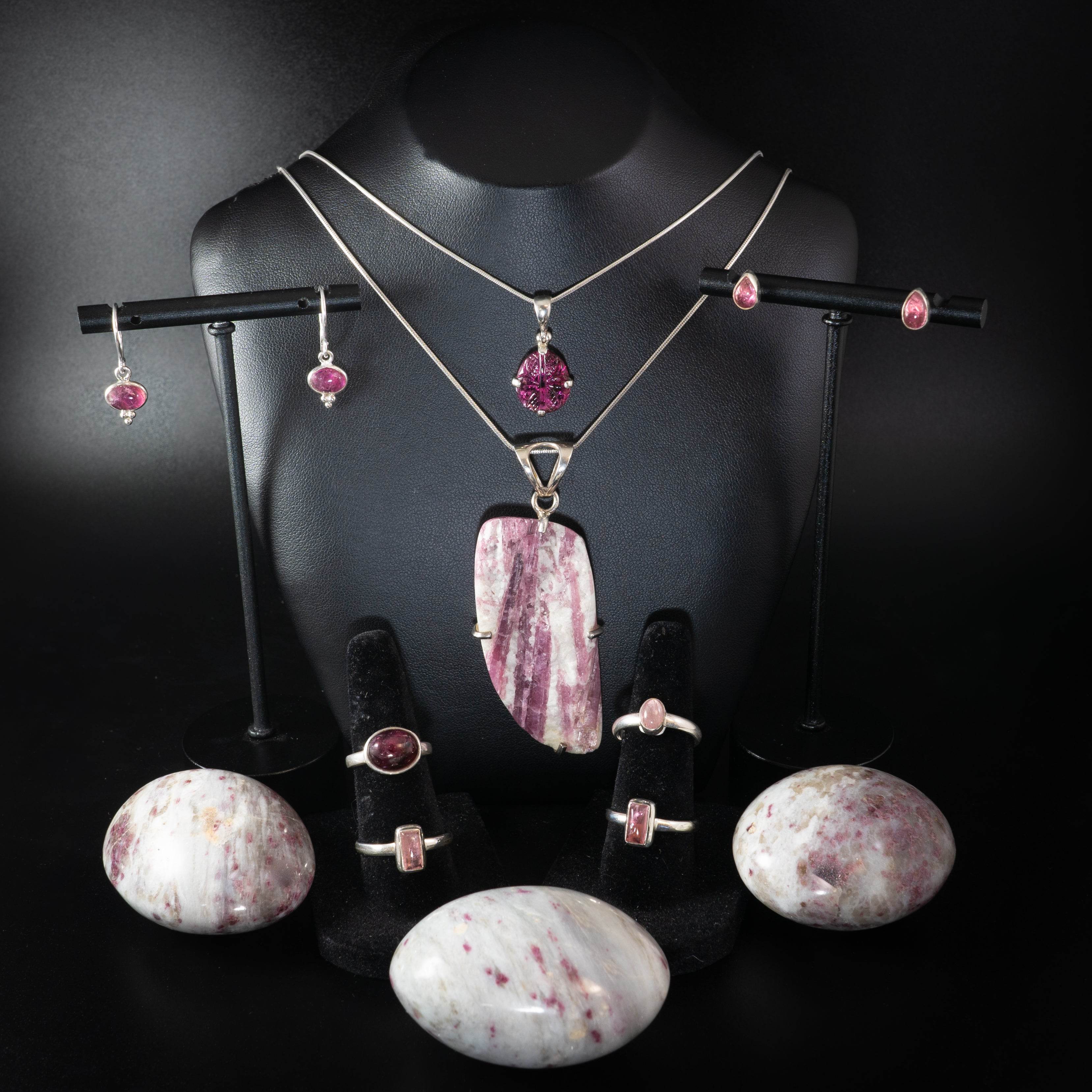Pink Tourmaline - Rocks and Gems Canada