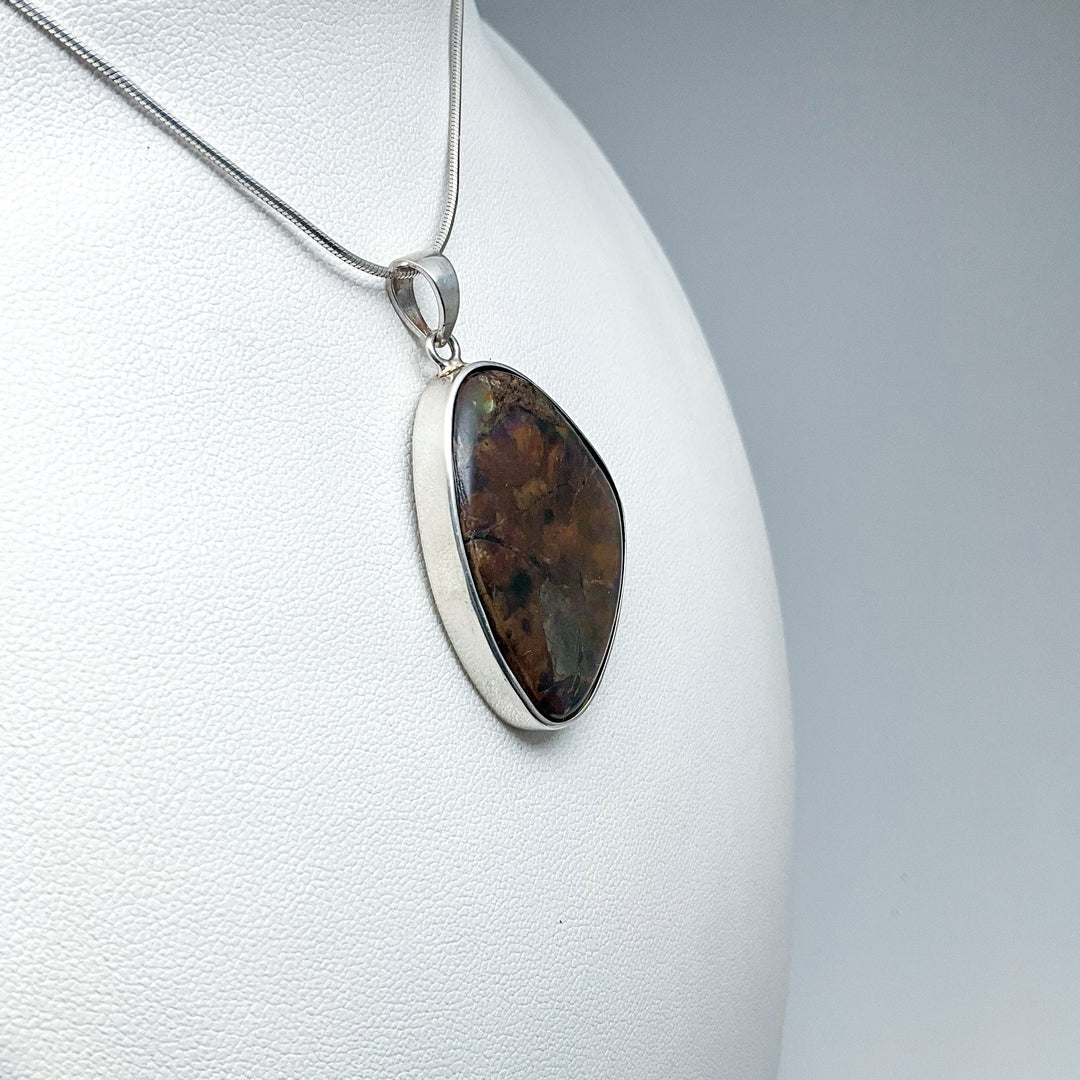 Alberta Ammolite Pendant