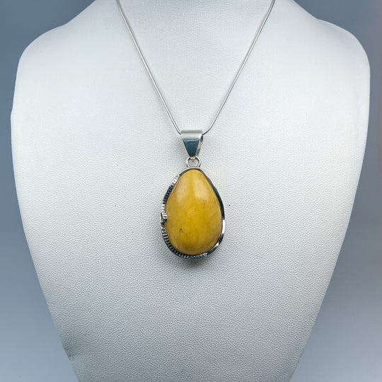 Butterscotch Amber Pendant