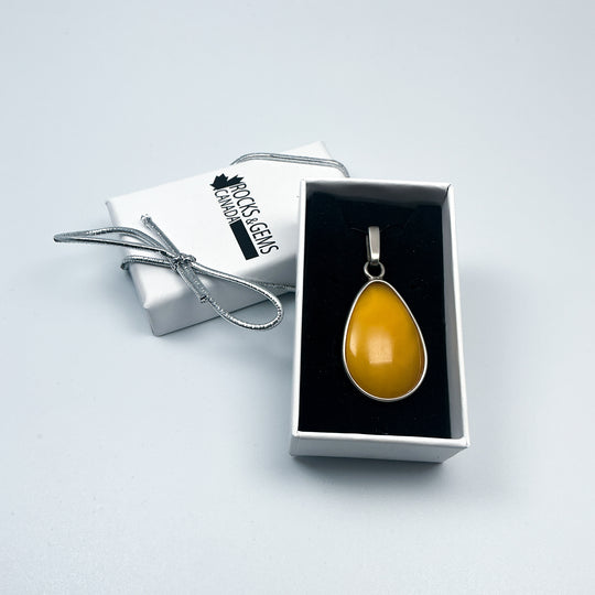Butterscotch Amber Pendant