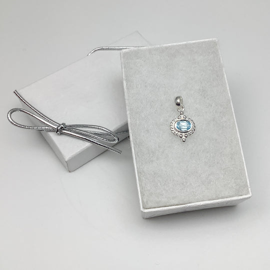 Blue Topaz Pendant - Rocks and Gems Canada