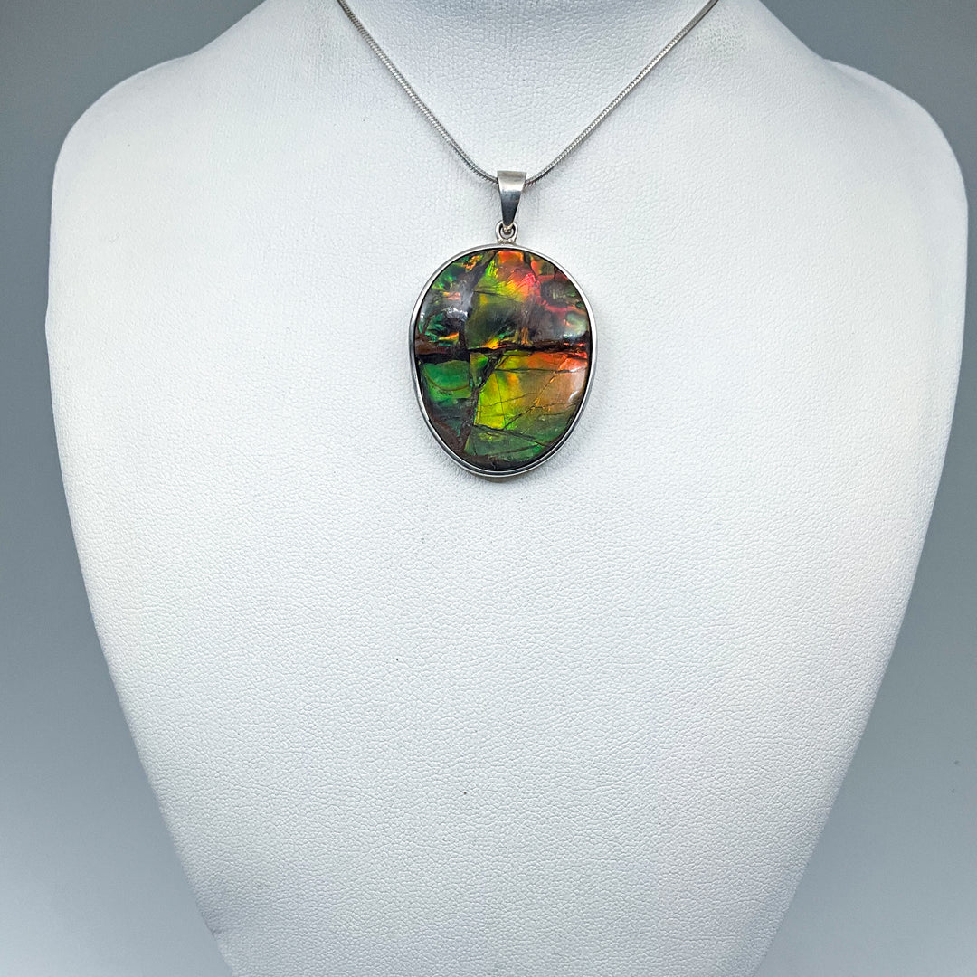 Alberta Ammolite Pendant