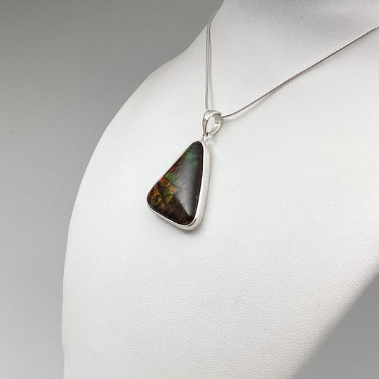 Alberta Ammolite Pendant - Rocks and Gems Canada