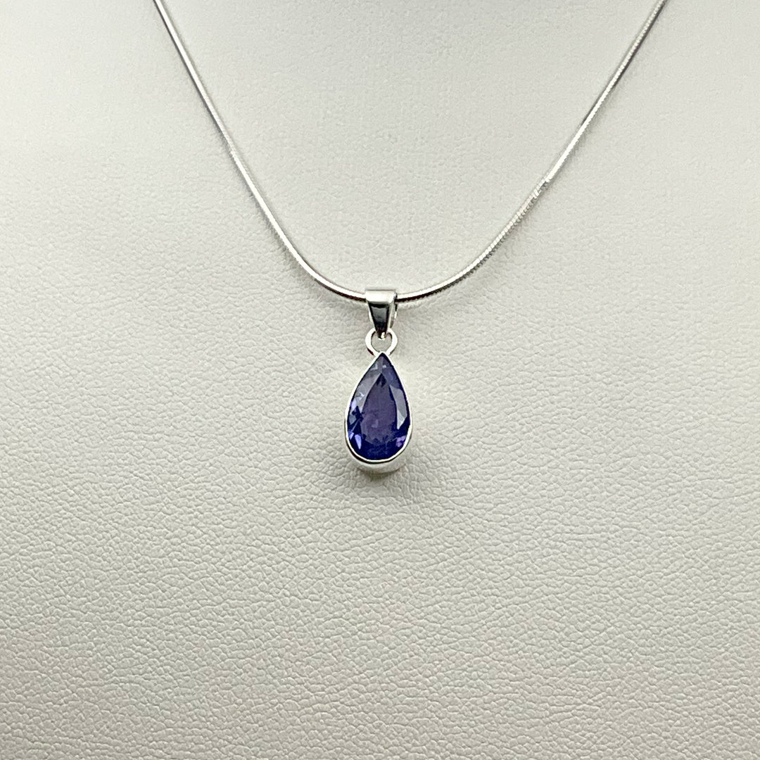 Tanzanite Pendant - Rocks and Gems Canada