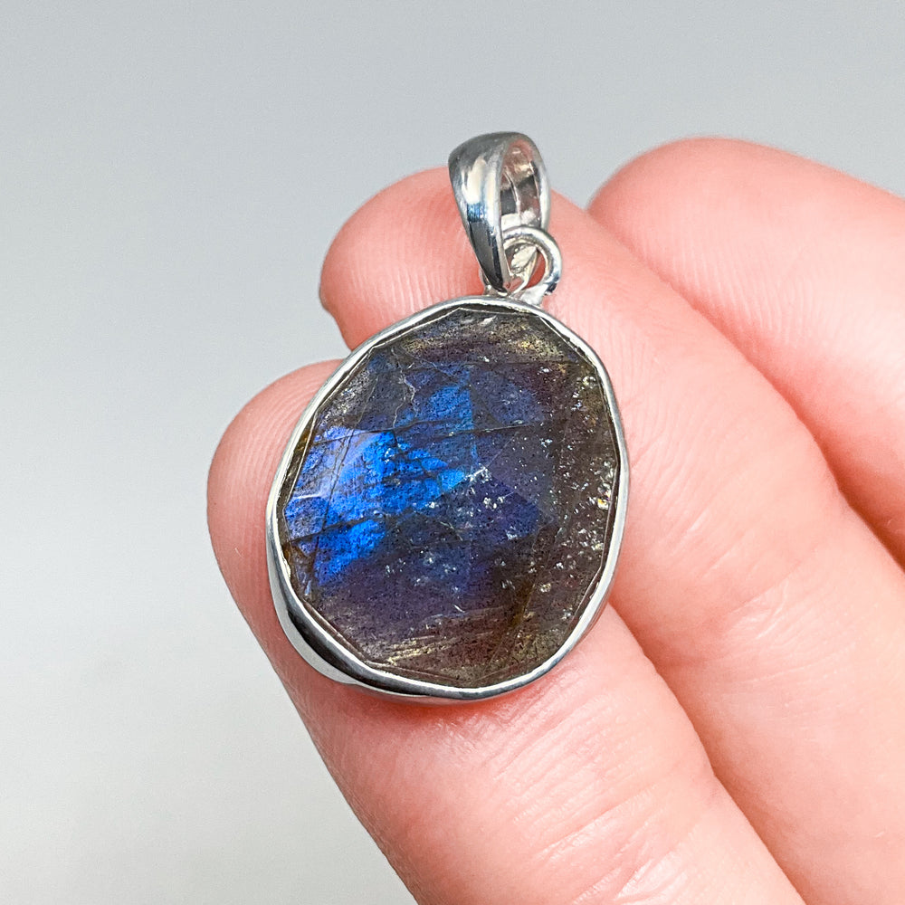 Labradorite Pendant