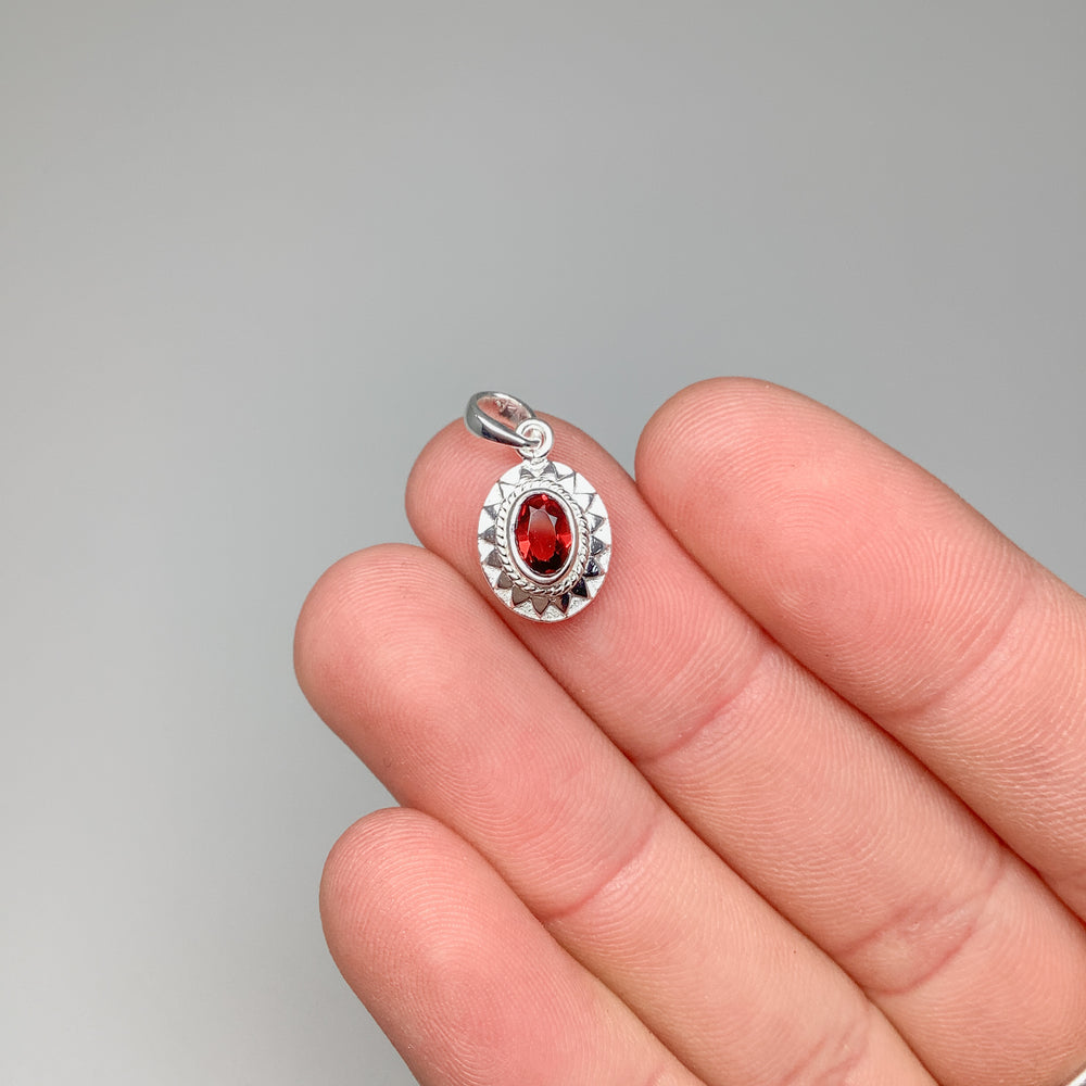 Garnet Pendant - Rocks and Gems Canada