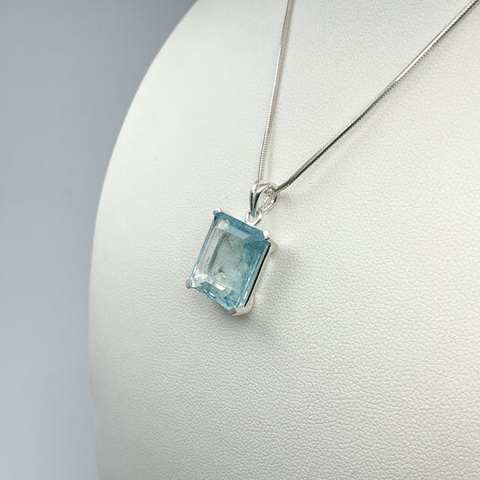Aquamarine Pendant