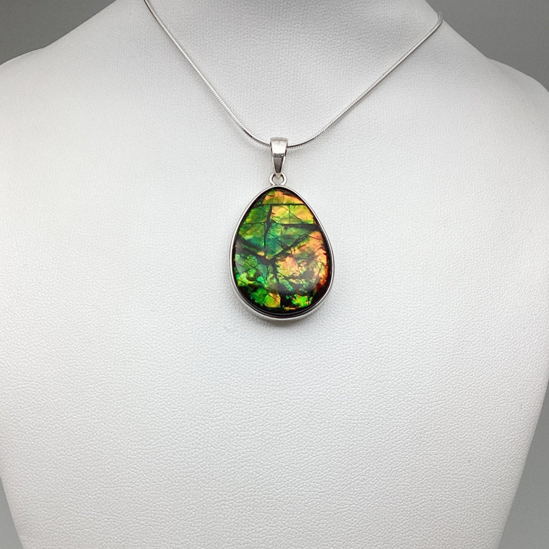 Alberta Ammolite Pendant - Rocks and Gems Canada