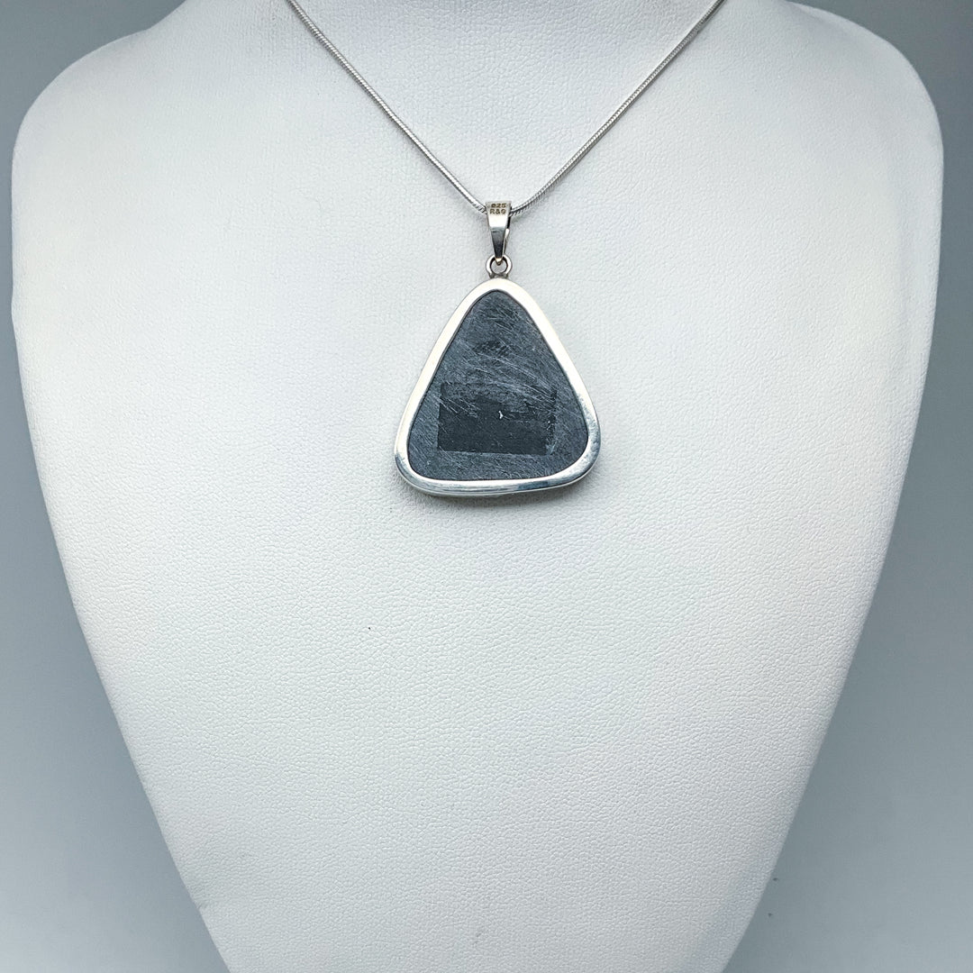 Alberta Ammolite Pendant