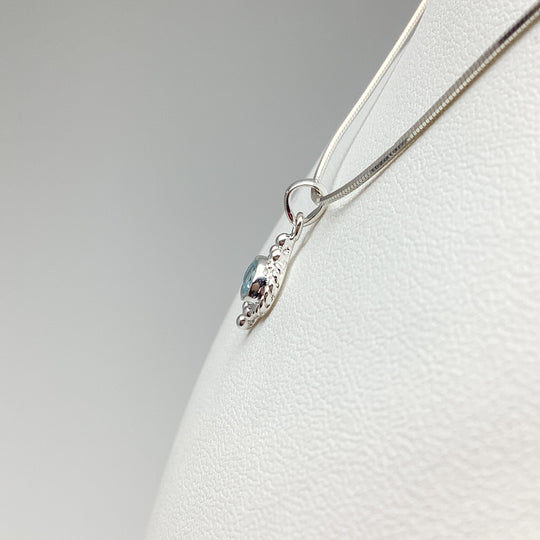 Blue Topaz Pendant - Rocks and Gems Canada