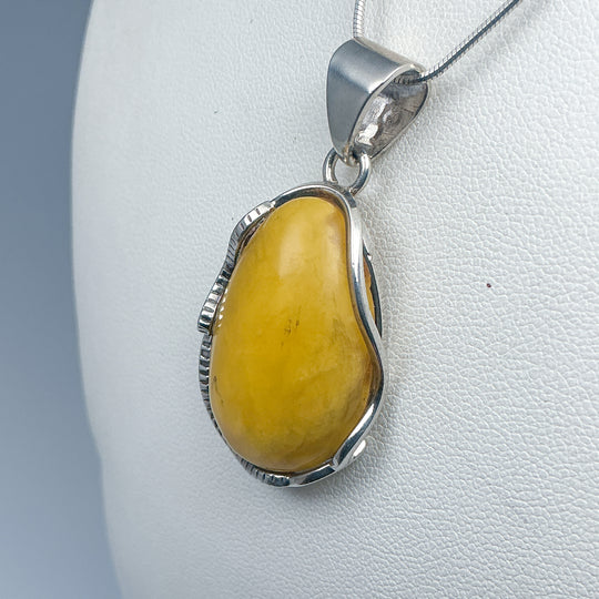 Butterscotch Amber Pendant