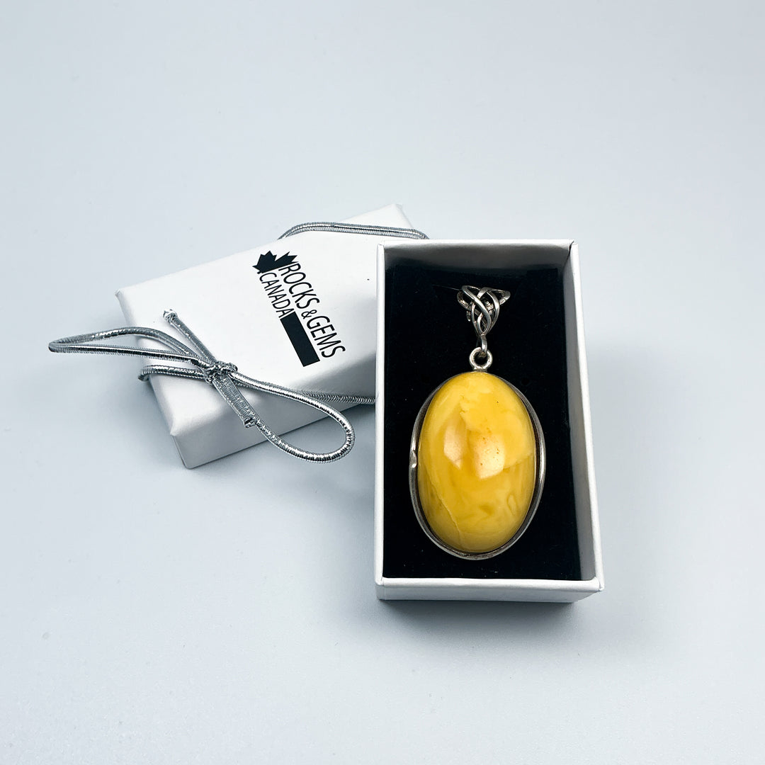 Butterscotch Amber Pendant