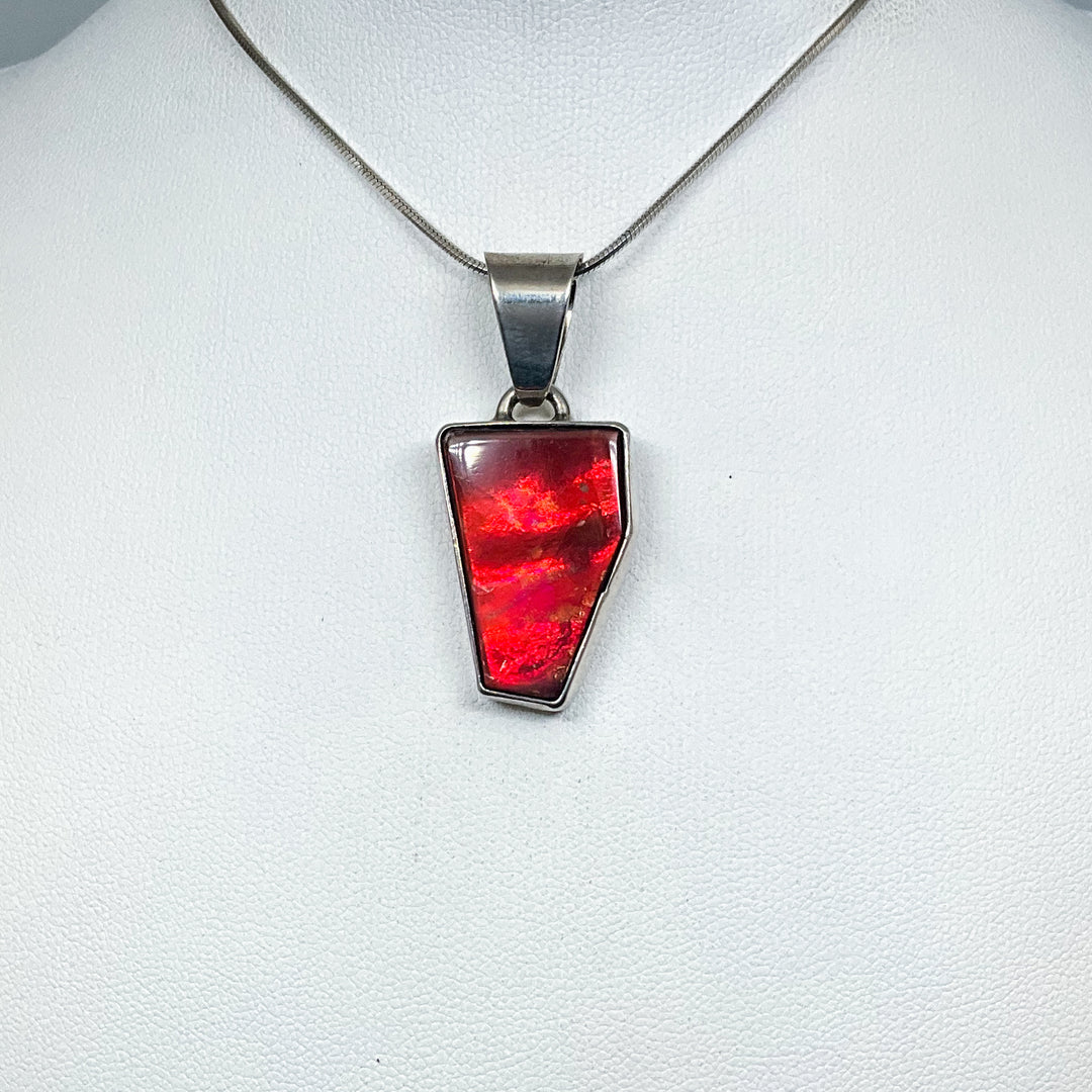 Alberta Ammolite Pendant