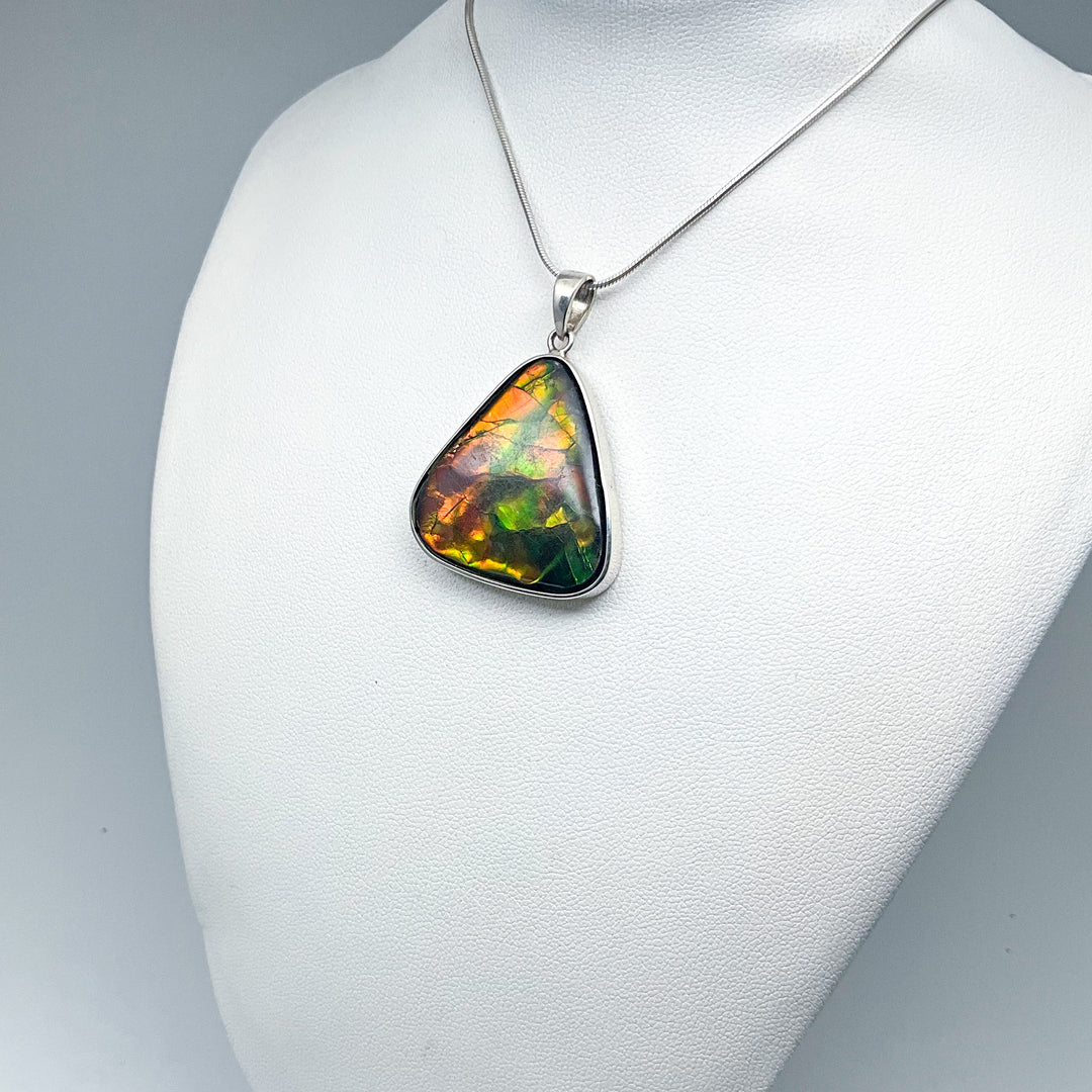 Alberta Ammolite Pendant