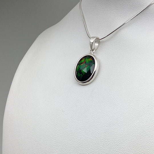Alberta Ammolite Pendant