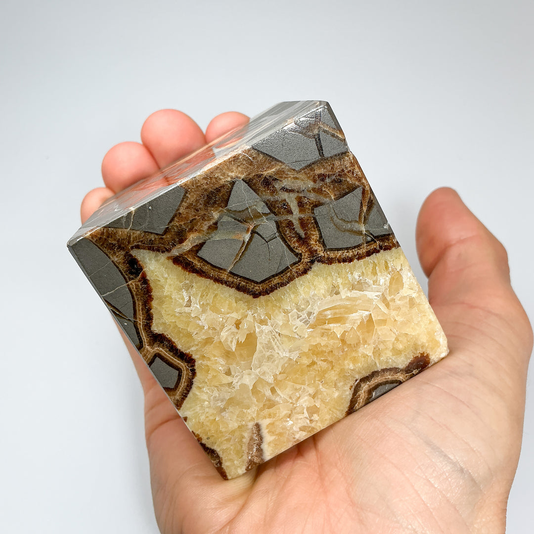 Septarian Cube
