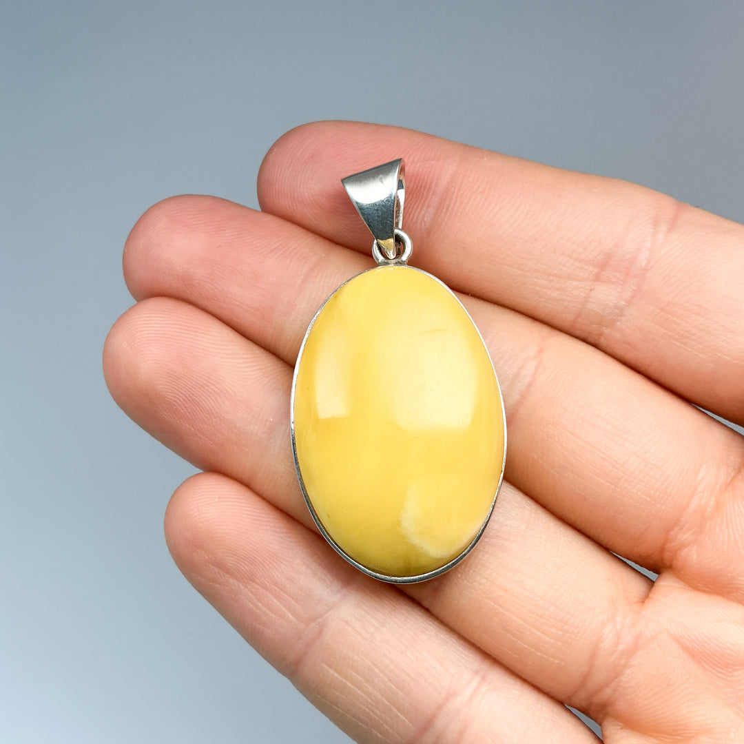 Butterscotch Amber Pendant